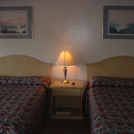 Fels Three Crown Motel Clarence Esterno foto